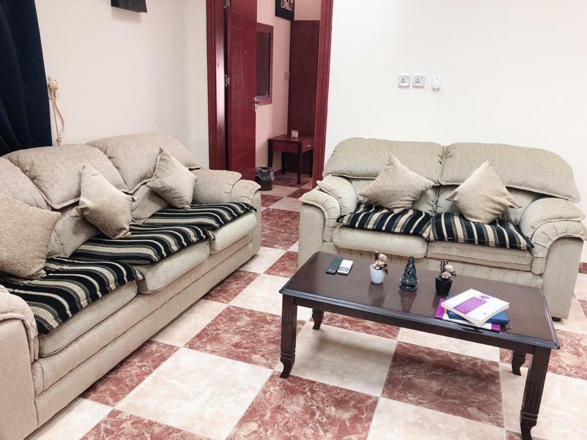 ホテル سرو للوحدات السكنية Al Namas エクステリア 写真