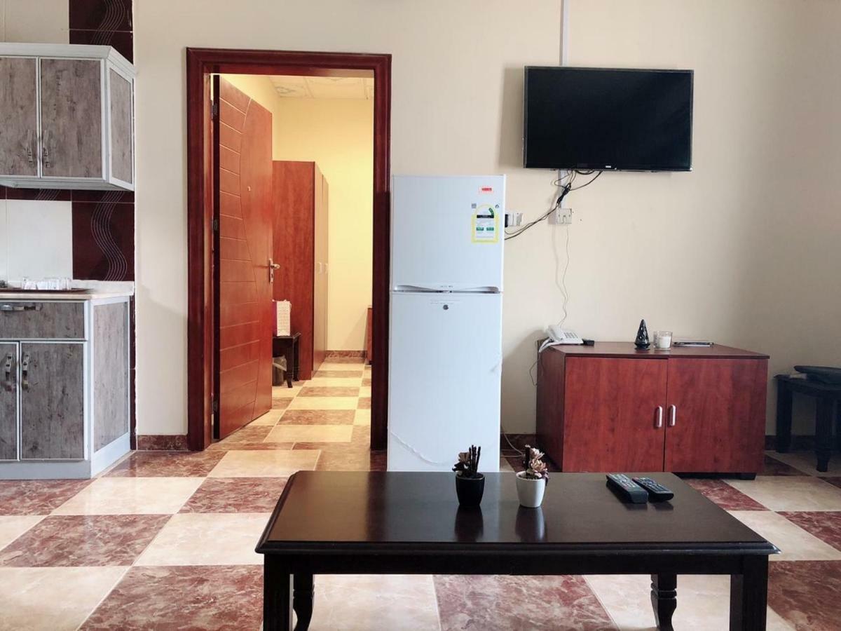ホテル سرو للوحدات السكنية Al Namas エクステリア 写真